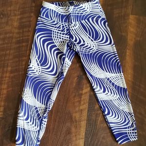 Women's capri workout pants